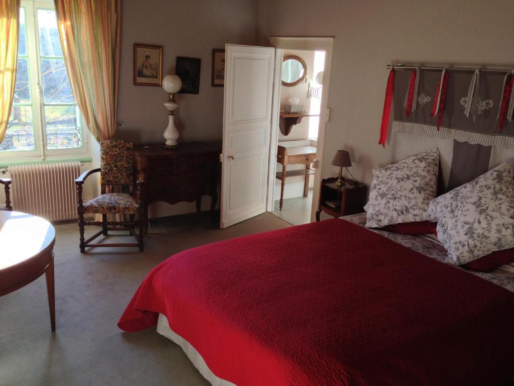 Bed and Breakfast Domaine De Vilotte Ardenais Zimmer foto